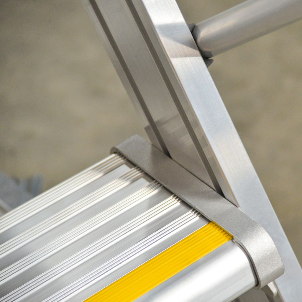 Close-up van een traptrede bordestrap Wixor